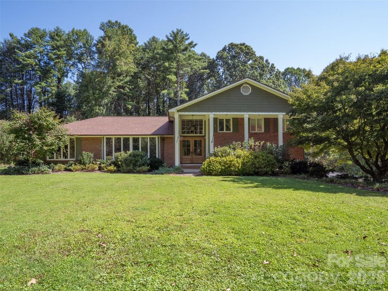 73 Redwood Street, Brevard, NC - 3 beds, 2.5 baths, 3,028 sqft - $699,000