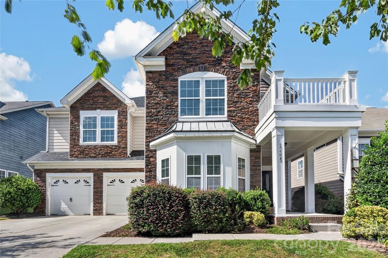 17323 Silas Place Drive, Davidson, NC - 4 beds, 3.5 baths, 4,059 sqft - $750,000