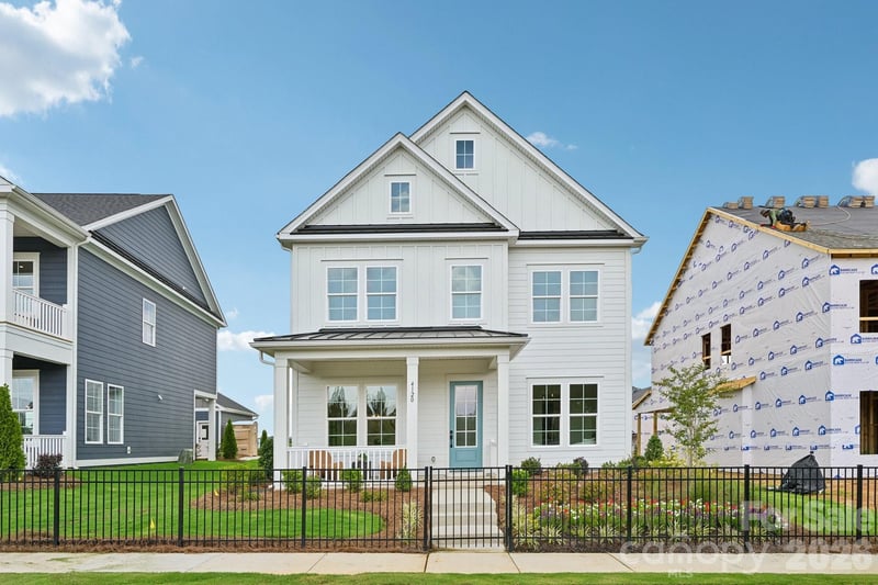 4120 Hickory Place Lane, Pineville, NC - 5 beds, 3.5 baths, 3,374 sqft - $760,000