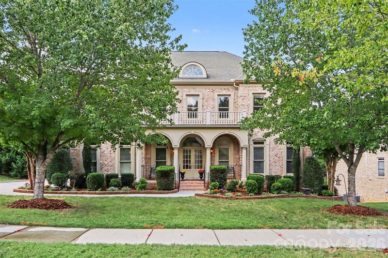 11009 Emerald Wood Drive, Huntersville, NC - 4 beds, 3.5 baths, 4,047 sqft - $929,000