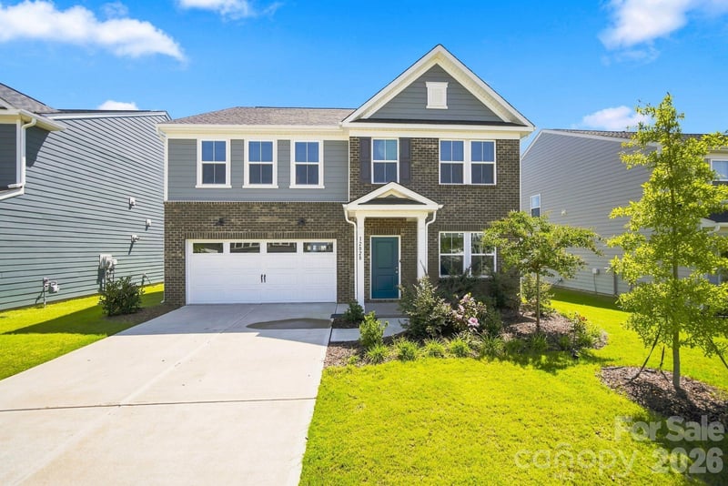 12028 Grinstead Lane, Charlotte, NC - 5 beds, 3 baths, 2,615 sqft - $600,000