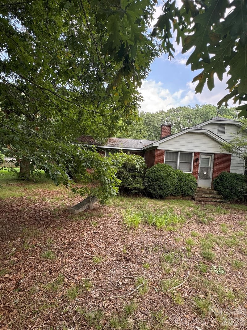 575 Concordia Church Road, China Grove, NC - 3 beds, 2 baths, 1,284 sqft - $150,000