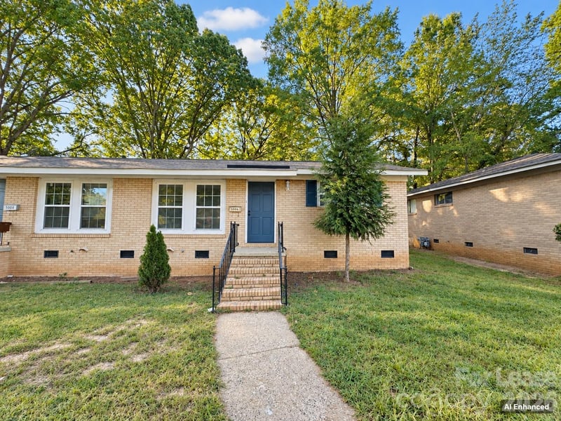 5006 Malibu Drive, Charlotte, NC - 2 beds, 1 bath - $1,195/mo