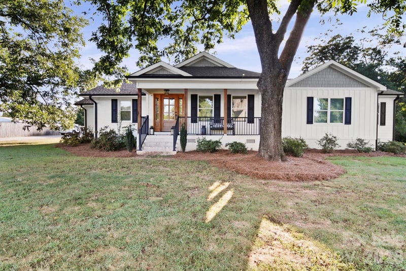 5267 York Highway, York, SC - 3 beds, 3 baths, 2,278 sqft - $799,900