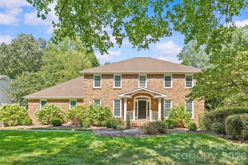 2710 Wamath Drive, Charlotte, NC - 5 beds, 3.5 baths, 5,004 sqft - $1,950,000