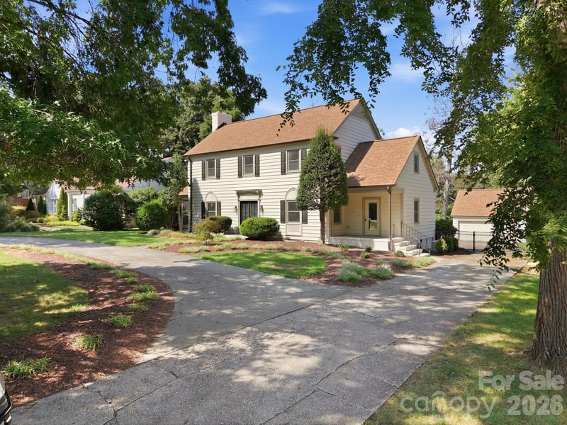 230 Confederate Avenue, Salisbury, NC - 4 beds, 3.5 baths, 4,071 sqft - $1,150,000