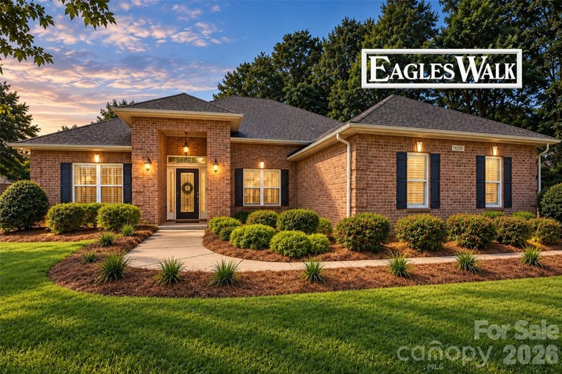 5073 Timberline Lane, Gastonia, NC - 4 beds, 3 baths, 2,599 sqft - $529,900