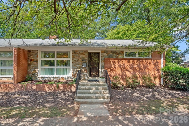 4703 Woodlark Lane, Charlotte, NC - 2 beds, 1 bath, 821 sqft - $295,000