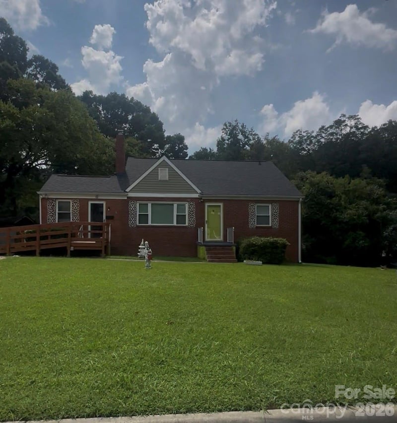 543 Bowman Road, Charlotte, NC - 3 beds, 2.5 baths, 1,453 sqft - $600,000