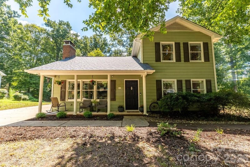 309 Treeline Drive, Belmont, NC - 3 beds, 2 baths, 2,000 sqft - $450,000