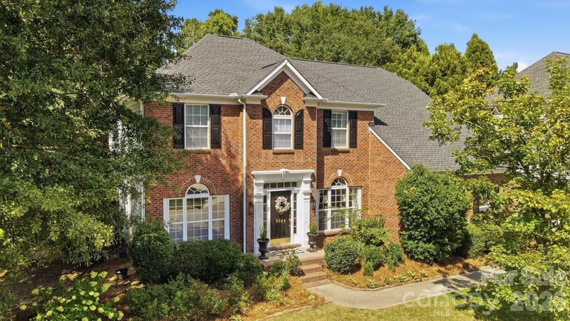 2529 Shady Reach Lane, Charlotte, NC - 4 beds, 3 baths, 2,926 sqft - $725,000