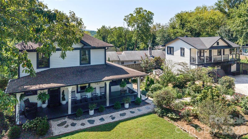 293 Fairview Road, Asheville, NC - 6 beds, 3.5 baths, 2,343 sqft - $849,000