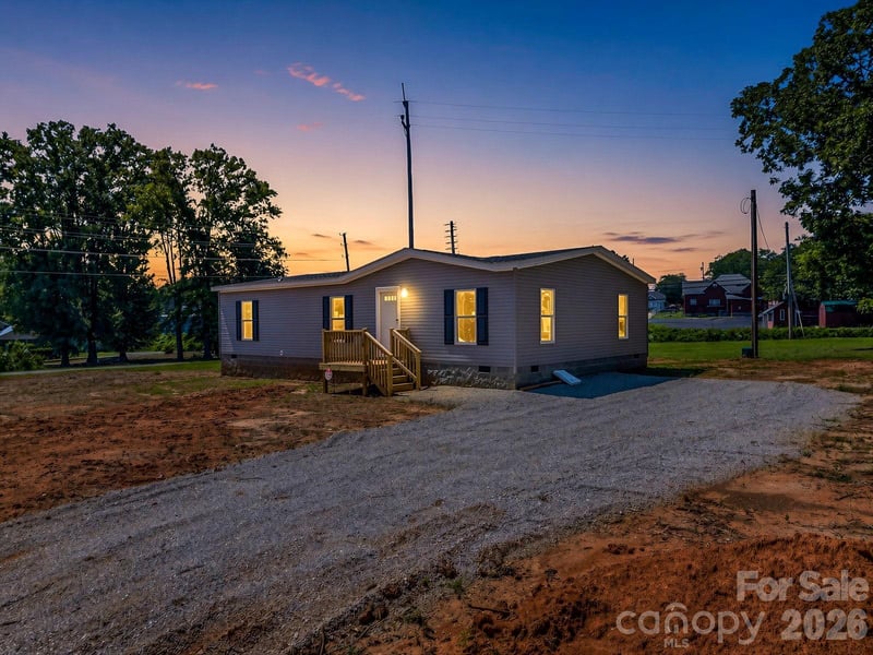 276 Mulberry Street LO:3, Forest City, NC - 3 beds, 2 baths, 1,440 sqft - $245,000
