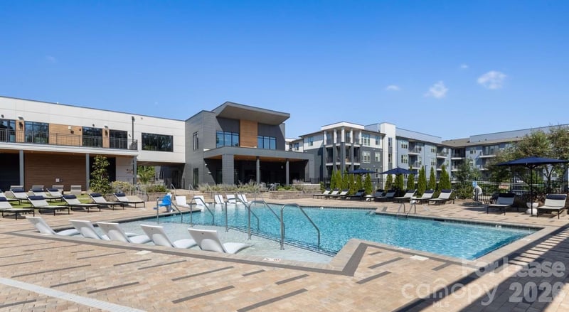 305 Prine Place A5, Charlotte, NC - 1 bed, 1 bath, 728 sqft - $1,337/mo