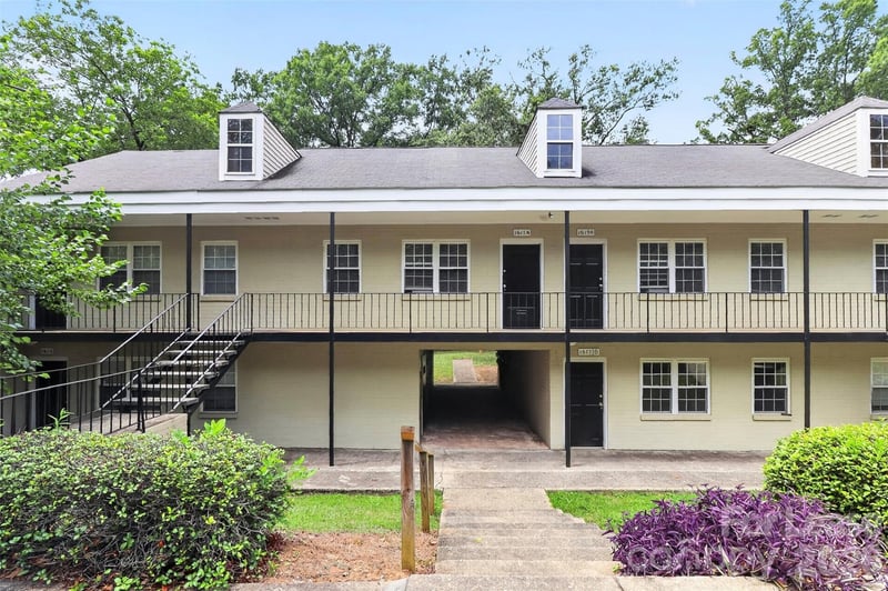 1617 Fulton Avenue B, Charlotte, NC - 1 bed, 1 bath - $1,240