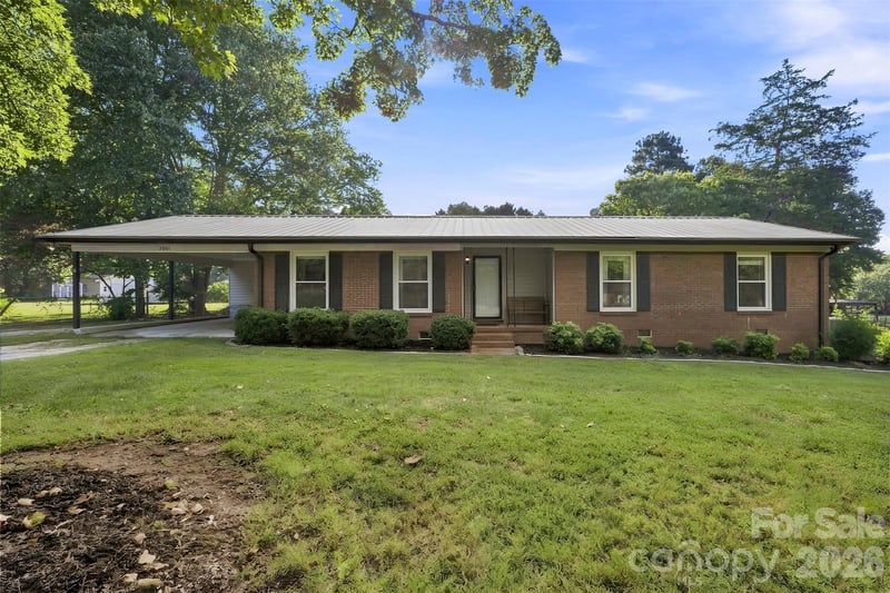 2061 Somerdale Road, Rock Hill, SC - 3 beds, 2 baths, 1,567 sqft - $385,000