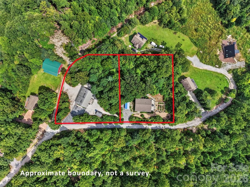 44 & 50 Autumn View Drive, Hendersonville, NC - 6 beds, 2,740 sqft - $720,000
