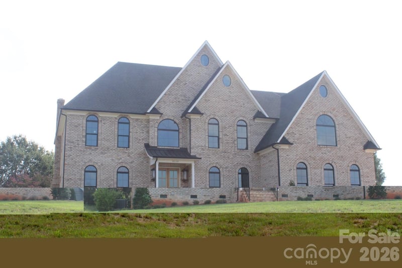 8110 Rolling Fields Road Apt 48, Charlotte, NC - 5 beds, 4.5 baths, 4,252 sqft - $1,475,000