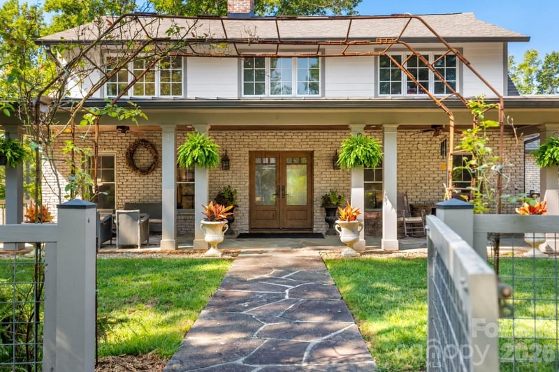 1 Orchid Lane, Asheville, NC - 5 beds, 5.5 baths, 3,920 sqft - $2,450,000