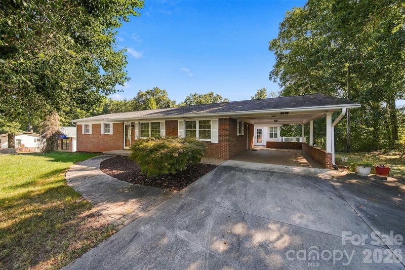 3070 Startown Road, Newton, NC - 2 beds, 2 baths, 1,743 sqft - $629,900