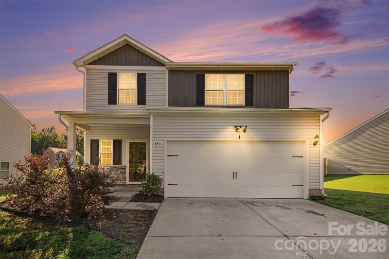 8411 Highgate Drive, Charlotte, NC - 3 beds, 2.5 baths, 1,827 sqft - $370,000