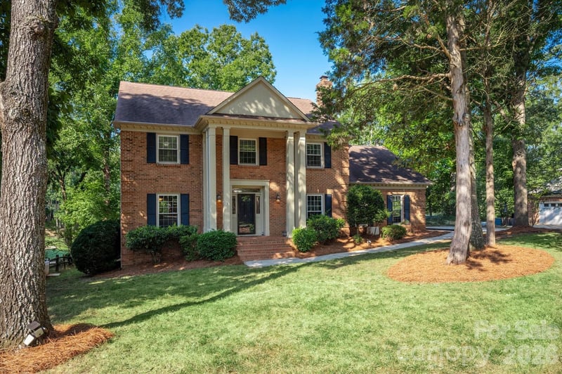 10009 Thomas Payne Circle, Charlotte, NC - 4 beds, 2.5 baths, 3,035 sqft - $824,900