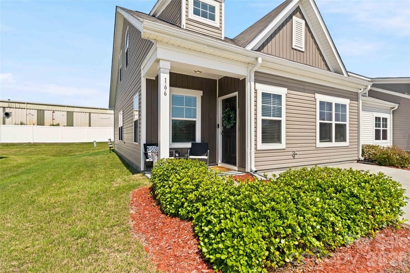 166 Canina Lane, Indian Trail, NC - 3 beds, 2 baths, 1,449 sqft - $310,000