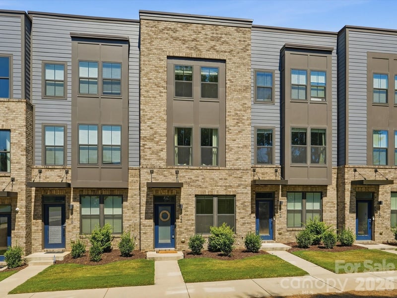 3122 Coquina Lane, Charlotte, NC - 3 beds, 3.5 baths, 1,608 sqft - $400,000