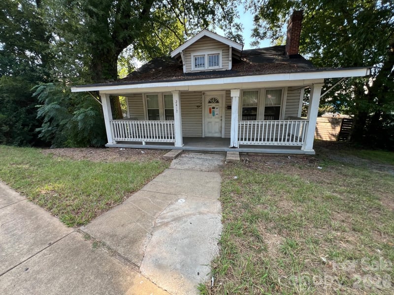 2417 The Plaza, Charlotte, NC - 2 beds, 1 bath, 959 sqft - $339,900