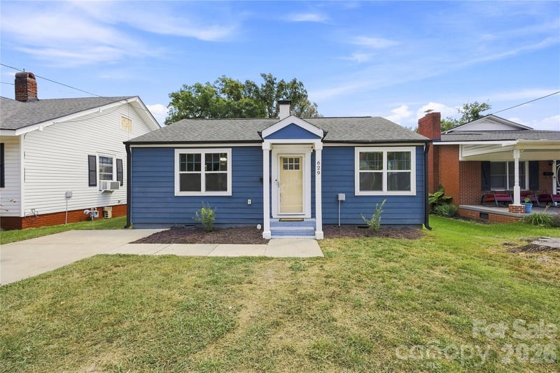 629 Center Street, Rock Hill, SC - 3 beds, 2 baths, 1,227 sqft - $260,000