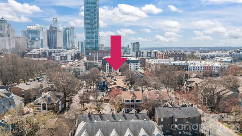 419 W 8th Street Apt 59, Charlotte, NC - 1 bed, 1 bath, 716 sqft - $255,000