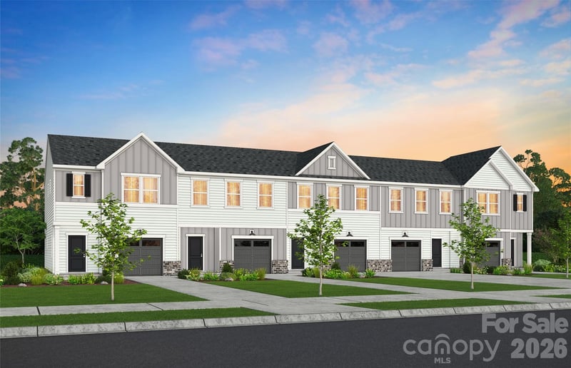 12112 Oak Street, Charlotte, NC - 3 beds, 2.5 baths, 1,412 sqft - $299,340