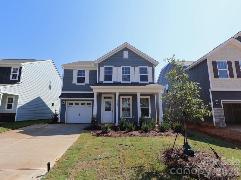 1533 Kate Cecil Way, York, SC - 3 beds, 2.5 baths, 1,980 sqft - $333,990