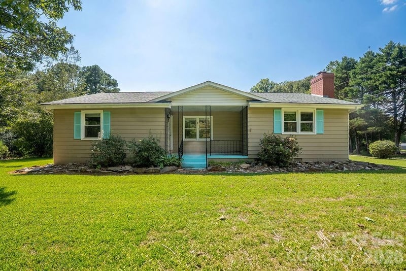 8095 Henry Harris Road, Indian Land, SC - 3 beds, 2 baths, 1,615 sqft - $399,900