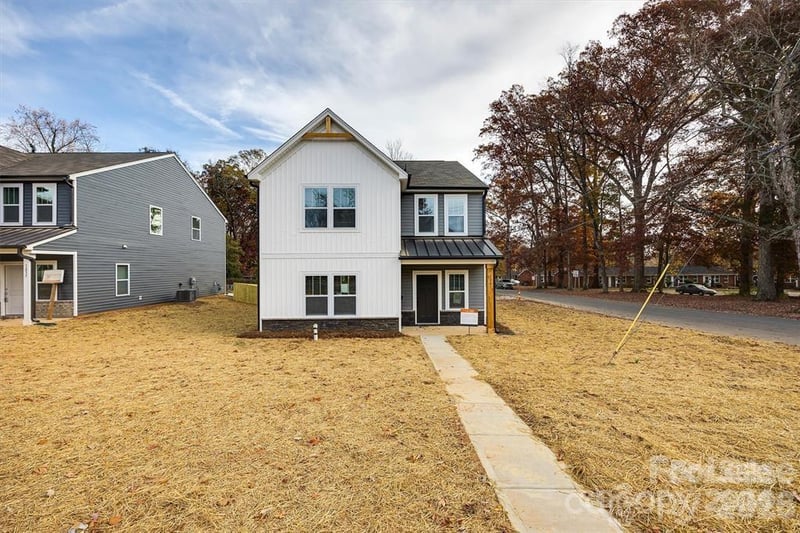 1241 Eastway Drive, Charlotte, NC - 3 beds, 2.5 baths - $2,495