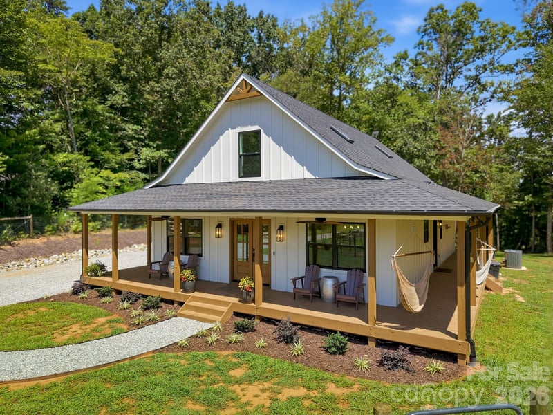5663 Mundy Road, Denver, NC - 3 beds, 2 baths, 2,161 sqft - $849,000