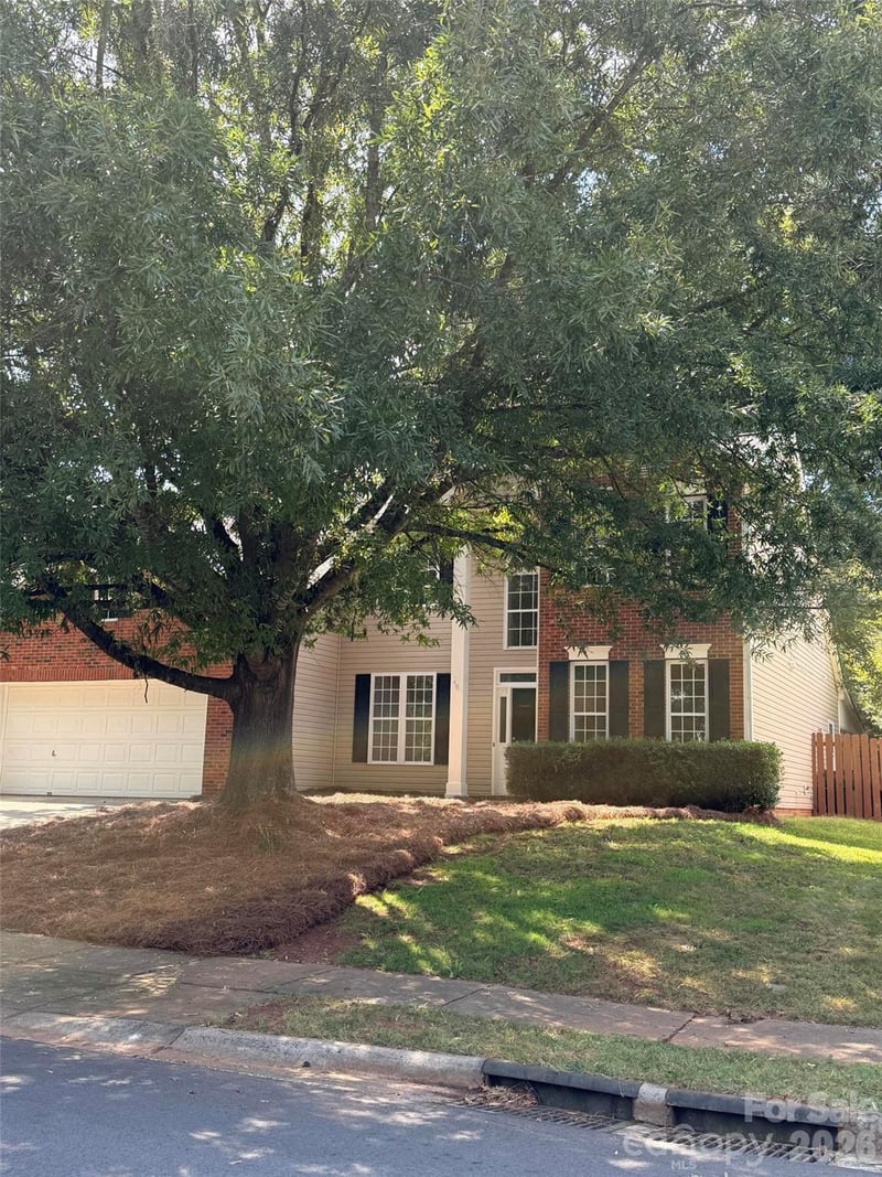 17234 Georgian Hall Drive, Charlotte, NC - 4 beds, 2.5 baths, 2,320 sqft - $598,900