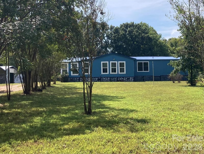 645 Ranchwood Drive, Salisbury, NC - 4 beds, 2 baths, 1,920 sqft - $200,000