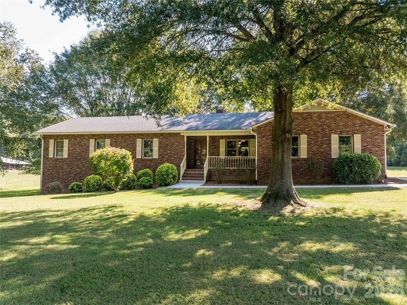 614 Salisbury Street, Rockwell, NC - 3 beds, 3 baths, 3,041 sqft - $449,000