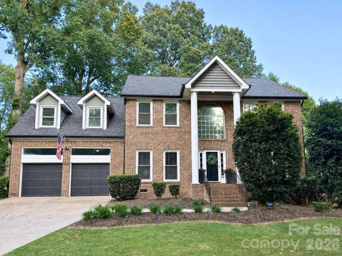 12512 Cliffcreek Drive, Huntersville, NC. property listing photo