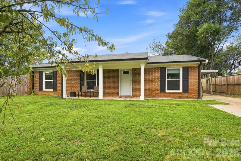 3601 Fagan Way, Charlotte, NC - 4 beds, 1.5 baths, 1,231 sqft - $294,900