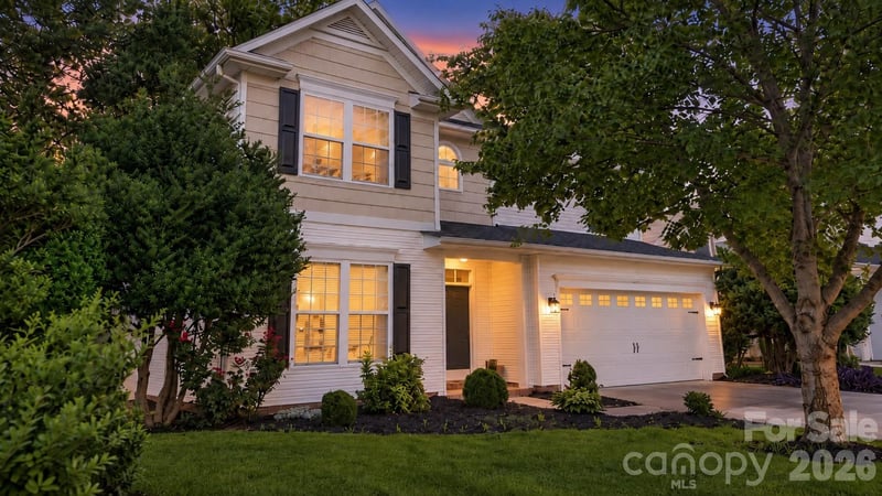 15011 Bridle Trace Lane, Pineville, NC - 4 beds, 2.5 baths, 2,575 sqft - $639,900