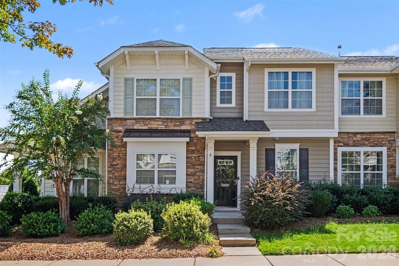 8033 Willow Branch Drive, Waxhaw, NC - 2 beds, 2.5 baths, 1,135 sqft - $300,000