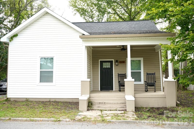 302 Cedar Street, Lancaster, SC - 3 beds, 2 baths, 1,321 sqft - $210,000