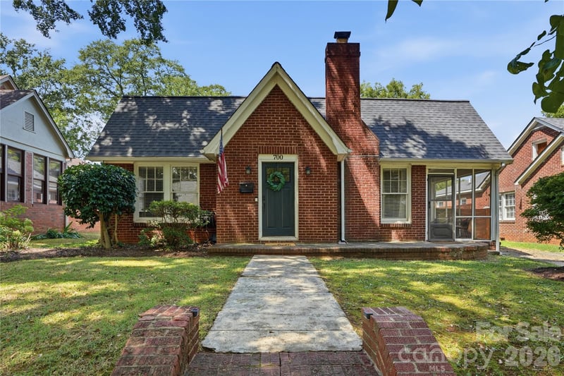 700 Woodruff Place, Charlotte, NC - 3 beds, 2 baths, 1,321 sqft - $650,000