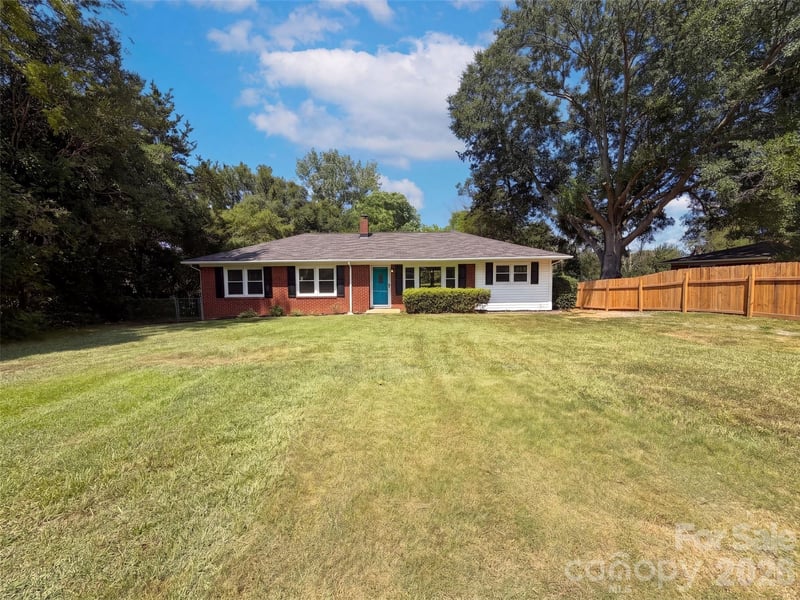 2154 Rosewood Drive, Rock Hill, SC - 2 beds, 2 baths, 1,405 sqft - $281,000
