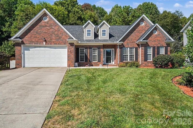 12015 Hampton Place Drive, Charlotte, NC - 3 beds, 2 baths, 2,080 sqft - $450,000