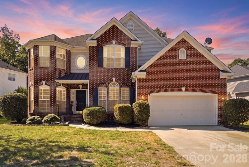 1008 Grayscroft Drive, Waxhaw, NC - 5 beds, 3 baths, 3,033 sqft - $865,000