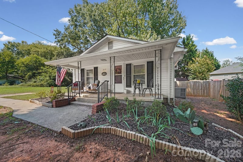 215 Small Street, Kannapolis, NC - 3 beds, 1 bath, 1,047 sqft - $229,900