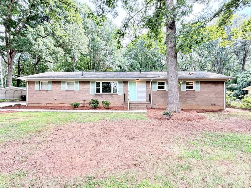 117 Robinson Avenue, Matthews, NC - 4 beds, 4 baths, 2,539 sqft - $430,000